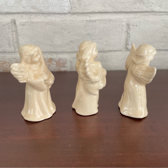 Three Ceramic Angels - Picture 9 of 14